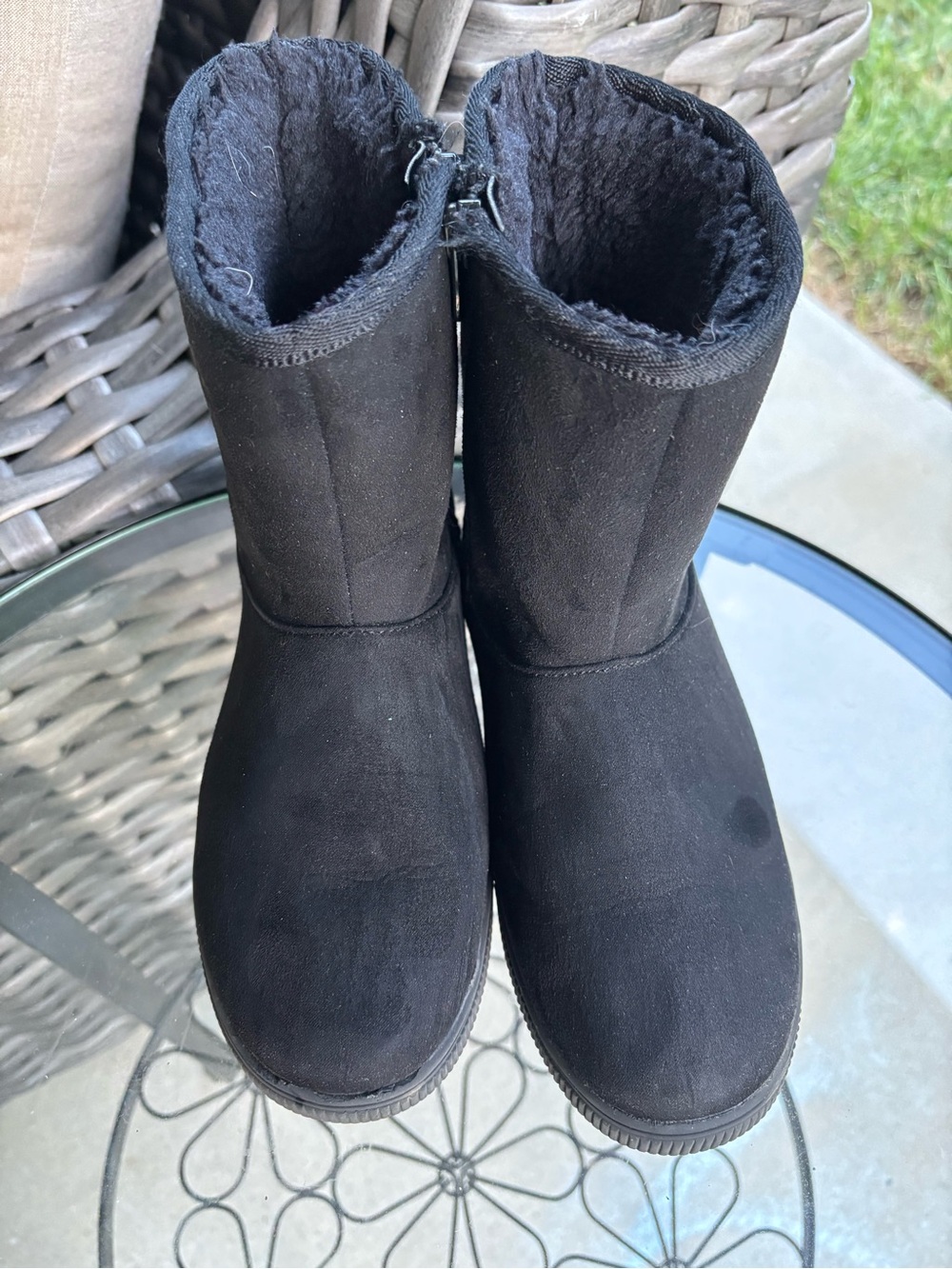 Cat & Jack Girls Size 2 Black Faux Suede Fur Lined Ankle Boots Side Zip